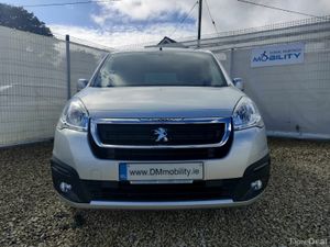 Wheelchair Car - Image 2