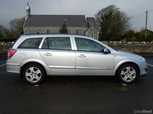 2009 Vauxhall Astra Estate 1.3d NCT 08/26 low kms - Image 2