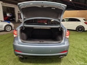 HYUNDAI i40 1.7 CRDI 140 SE   2017  AUTOMATIC - Image 2