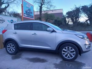 141 Kia Sportage 1.7D New  NCT Executive Warranty - Image 3