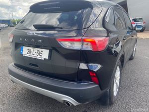 Ford Kuga 2021 - Image 2