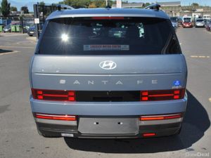 Hyundai Santa Fe Premium Phev - Image 4