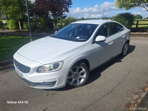 Volvo S60 Automatic with leather - Image 4