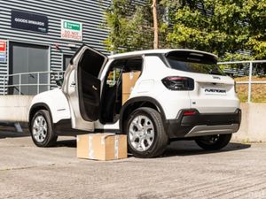 NEW 261 OFFERS- JEEP AVENGER LONGITUDE COMMERCIAL - Image 3