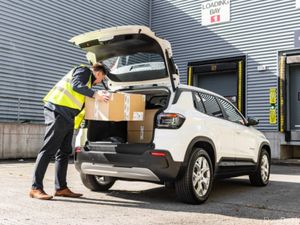 NEW 261 OFFERS- JEEP AVENGER LONGITUDE COMMERCIAL - Image 4