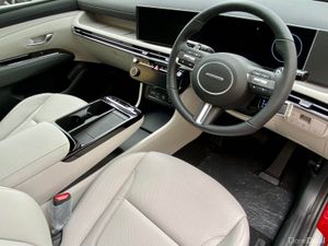 2026 2WD Tucson Platinum PHEV - Image 3