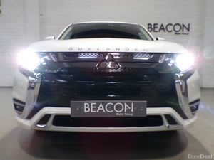 *49,000 MILES*2.4 AUTO HYBRID PLUG-IN*4X4*MITSUBIS - Image 3