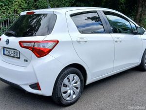 Toyota Yaris Vitz Hybrid 1.5 2017 NCT 08-26 - Image 3
