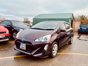 TOYOTA AQUA 2015 (1.5, HYBRID, MODEL “S”) - Image 3