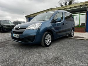 Wheelchair Car - Image 3