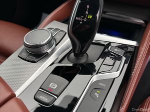 191 BMW  530e M-SPORT Plug in Hybrid Low Miles - Image 3