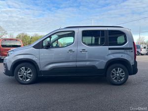 Wheelchair Car - Image 4