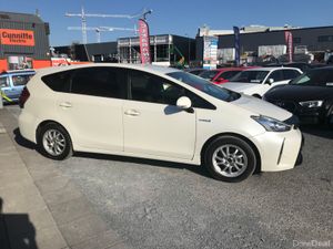 2015 Toyota Prius Alpha 7 Seater - Image 4