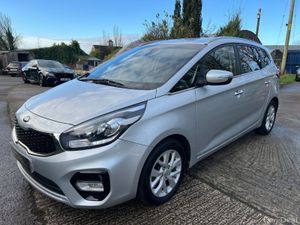 2018 Kia Carens 2 1.7 CRDI ISG  7 Seater - Image 4