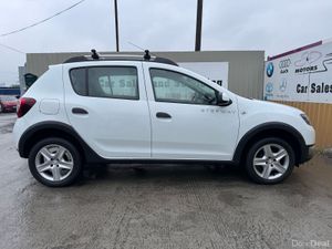 162 Dacia Sandero Stepway  1.5CDI Low Miles - Image 3