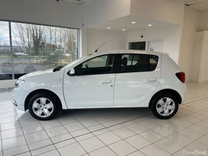 Dacia Sandero 2017 1 OWNER . ONLY 80KM'S - Image 4