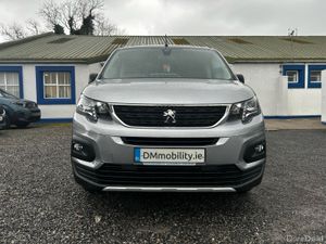 Wheelchair Car - Image 2