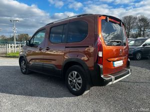 Wheelchair Car - Image 4