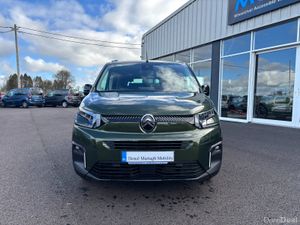 **Taxi Spec WAV 261 Citroen Berlingo Auto** - Image 2