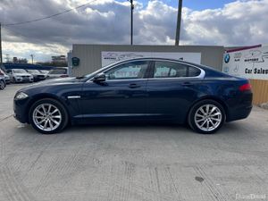 131 Jaguar XF 2.2D 163PS LUXURY Low Miles - Image 4