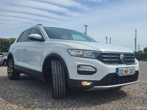 Volkswagen T-Roc 2022 - Image 3
