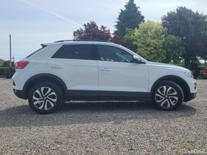 Volkswagen T-Roc 2022 - Image 4