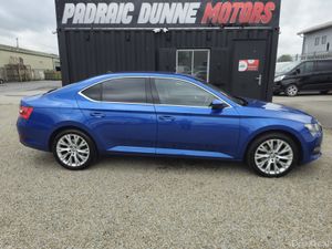 221 Skoda Superb 2.0TDi STYLE - Image 4