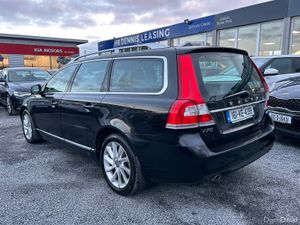 2016 VOLVO V70 D4 SE LUX AUTO - Image 4