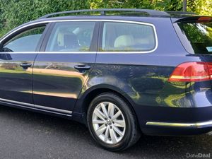 Volkswagen Passat 2014 1.6 TDi ESTATE COMFORTLINE - Image 4
