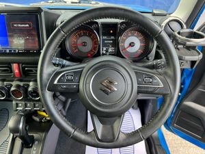 Suzuki Jimny 660cc 4WD AUTO // SELECTABLE 4WD LOW - Image 4