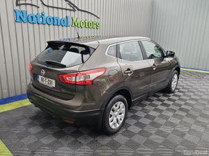 2016 Nissan Qashqai 1.2 Petrol XE - Image 3