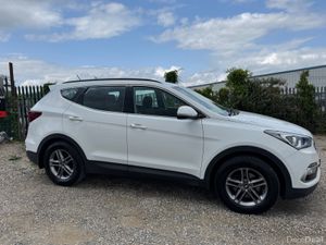 Hyundai Santa Fe 2018 comfort plus - Image 2