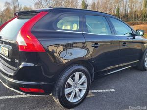 2017 VOLVO XC60 2.0 D D4 SE LOW TAX - Image 4