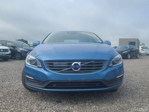 2017 Volvo V60 T3 SE | 1.6L Petrol - Image 2