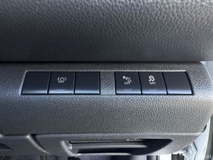 161 Peugeot 3008 1.6D Low Miles Warranty - Image 3