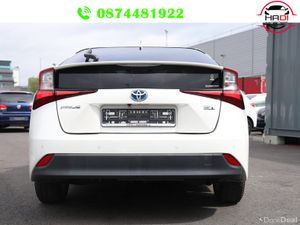 TOYOTA PRIUS 2019 white  hybrid - Image 4
