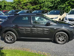 Citroen C4 Cactus 2015 - Image 2