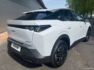 Peugeot 3008 Allure 1.2 Hybrid 136 - Image 3