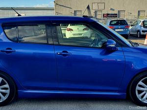 2015 Suzuki Swift Style - Image 4