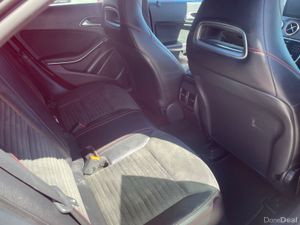 Mercedes-Benz CLA AMG - Image 4