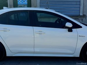 2019 (192) Toyota Corolla Automatic Hybrid - Image 4