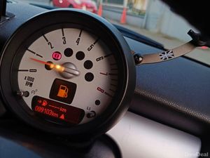 Mini Cooper 2013 low mileage - Image 3