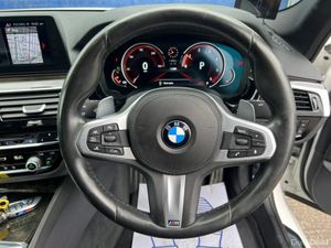 BMW 5-Series 523d M-SPORT 2.0 AUTO // M PERFORMANC - Image 4
