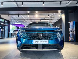 2024 Peugeot 3008 Allure 1.2 MHEV PureTech 136bhp - Image 3