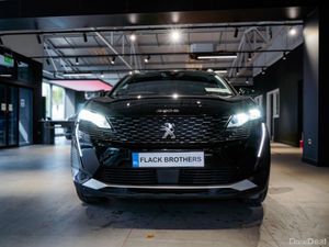 2022 Peugeot 3008 FL Allure Plug-in Hybrid - Image 3