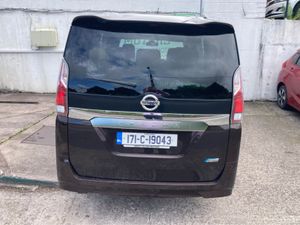 Nissan Serena 2.0i HYBRID 8 SEATER PETROL AUTOMATI - Image 4