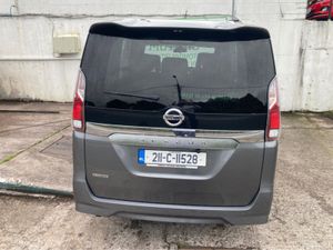 Nissan Serena 2.0i HYBRID 8 SEATER PETROL AUTOMATI - Image 2
