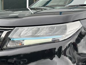 Suzuki Vitara 1.4 BOOSTERJET HYBRID S SZ-T 5DR - Image 3