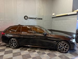 222 BMW 530E M-Sport  Touring - Image 2