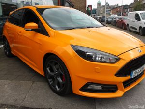 Ford Focus ST-3 2.0 PETROL 246 BHP 2017 - Image 2